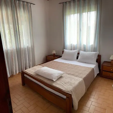 Elizabeth Apartment